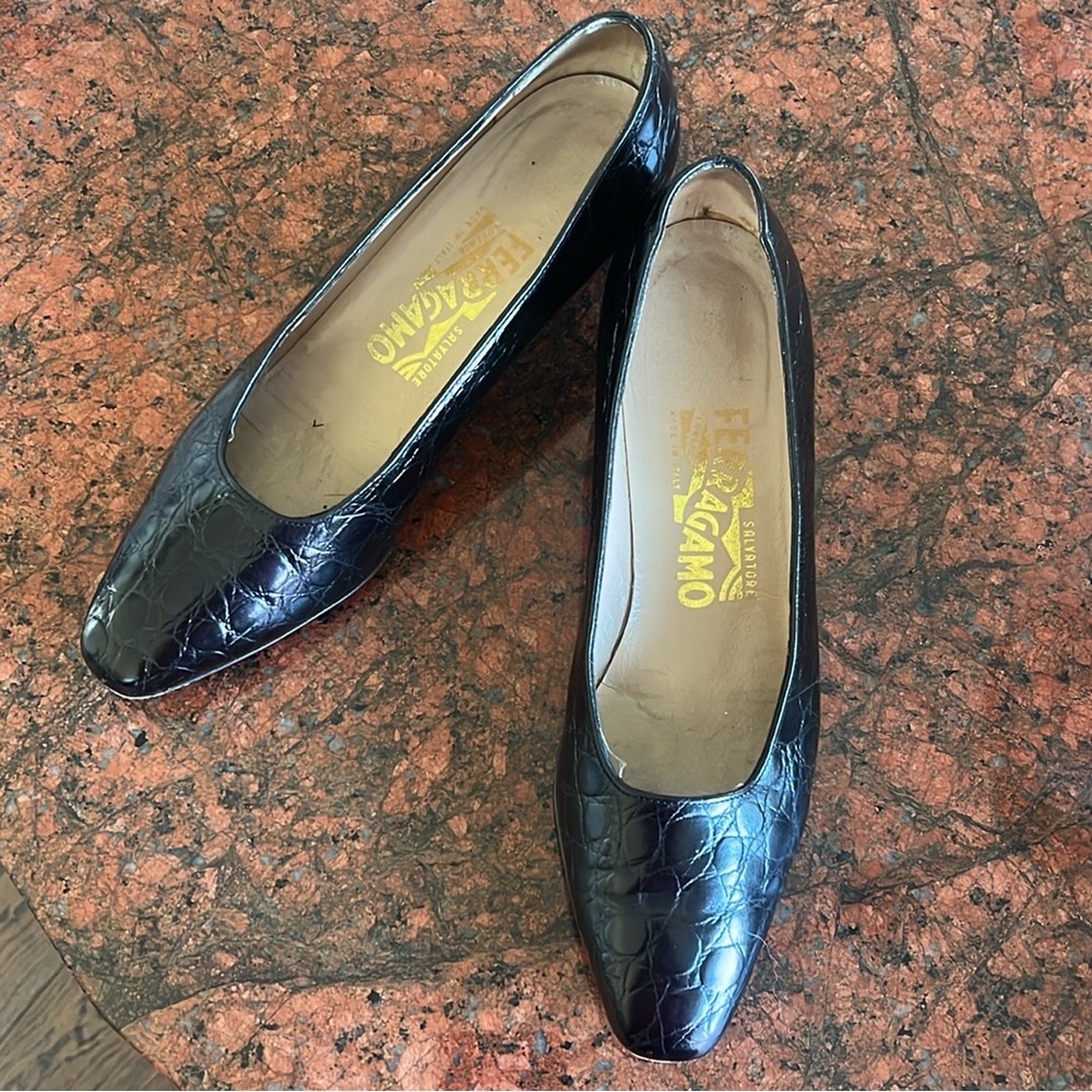 Ferragamo kitten heel